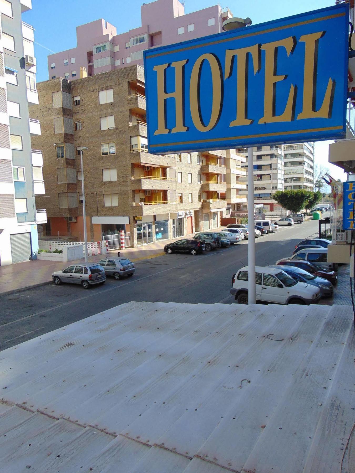 Hotel Libertador Кулера Екстериор снимка
